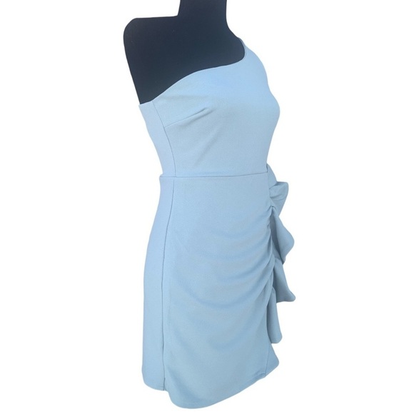 Hello Molly Backstage Passes Dress in Sage 
Size US 8 Cocktail Dress - Picture 10 of 16